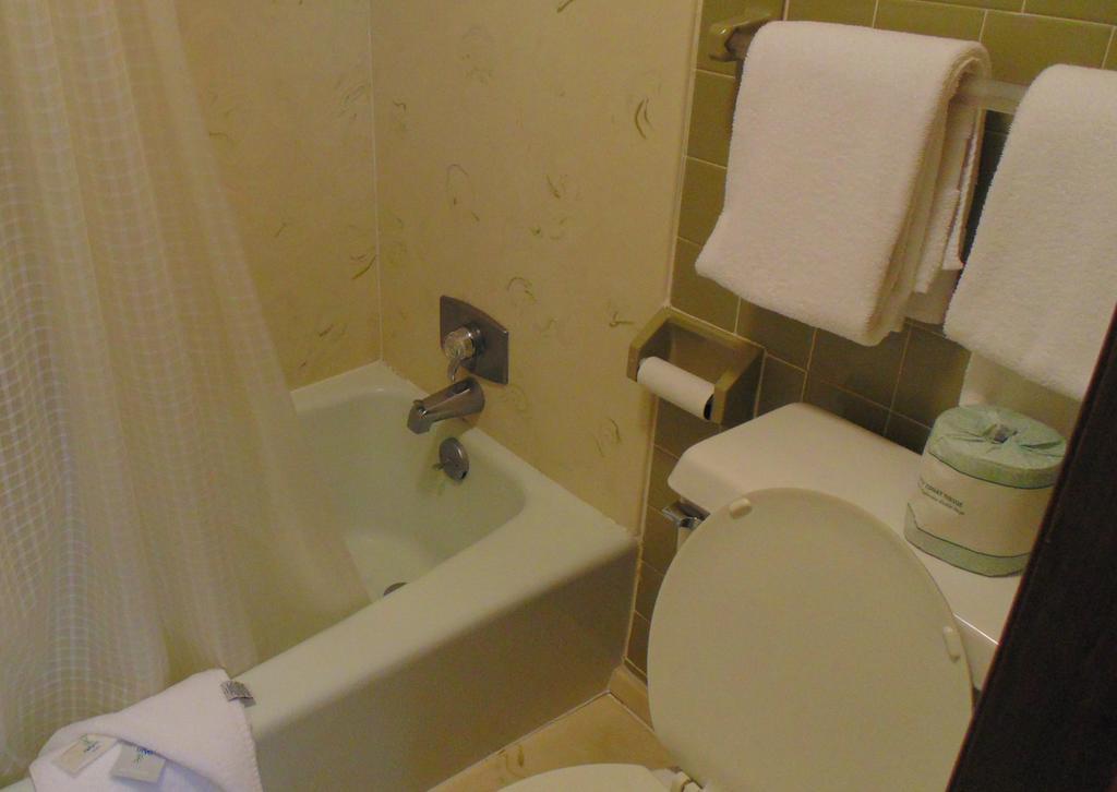 Terrace Inn On The Water Gatlinburg Bilik gambar